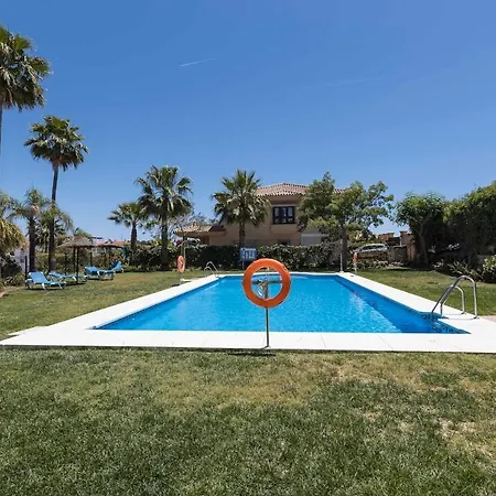Casa Estelle - Cozy With Lovely Garden! *
